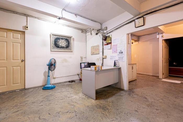 freesia saladaeng silom apartments