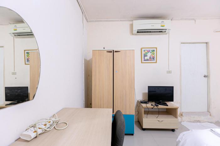 freesia saladaeng silom apartments