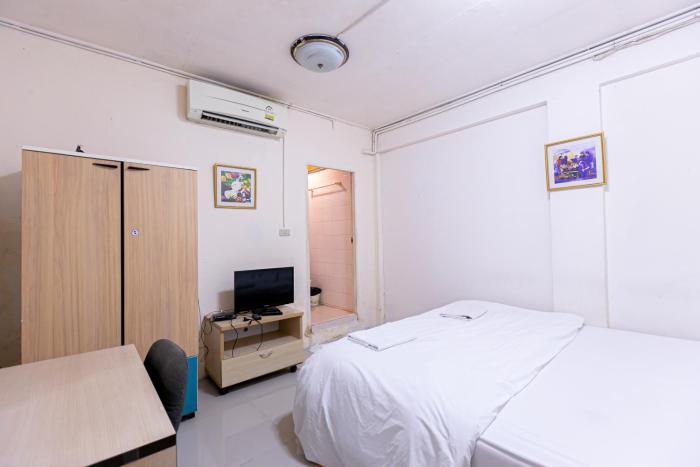 freesia saladaeng silom apartments