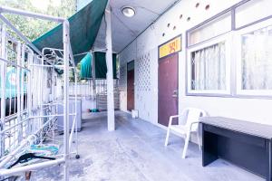 freesia saladaeng silom apartments