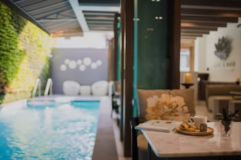 kate and hasu boutique chiangmai