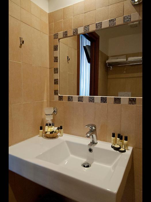 hotel lirico
