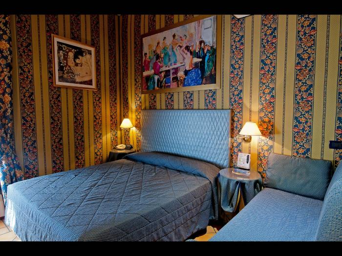 hotel lirico