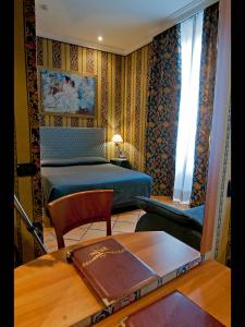 hotel lirico