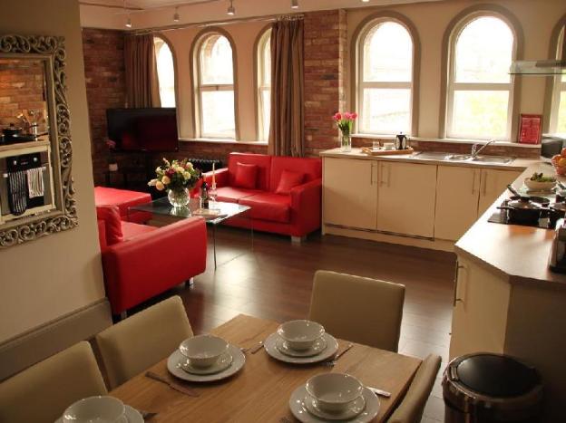 base serviced apartments sir thomas street