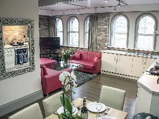 base serviced apartments sir thomas street