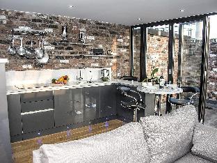 base serviced apartments sir thomas street
