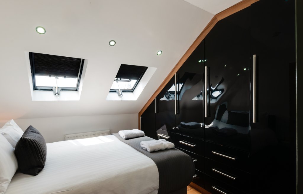 base serviced apartments sir thomas street