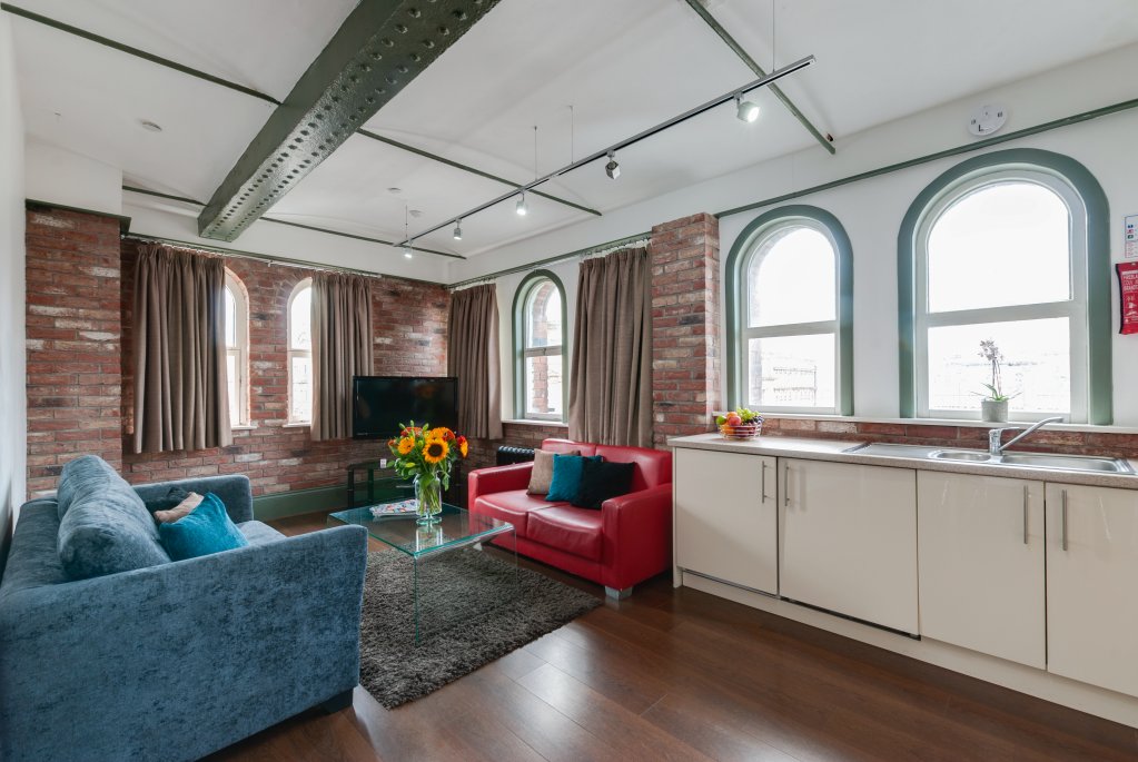 base serviced apartments sir thomas street