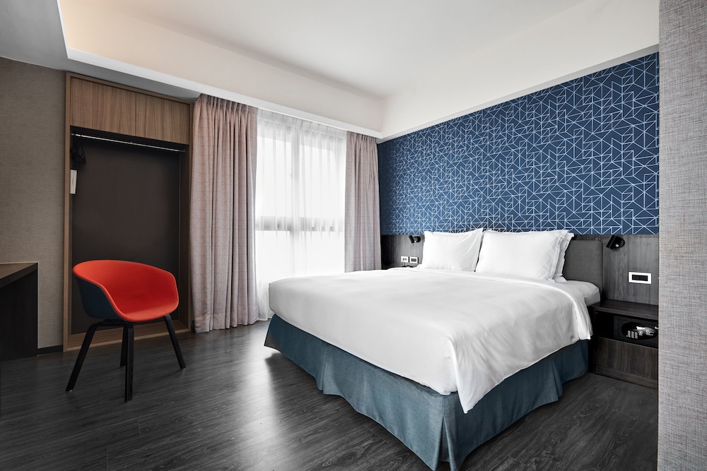 holiday inn express kaohsiung love river by ihg