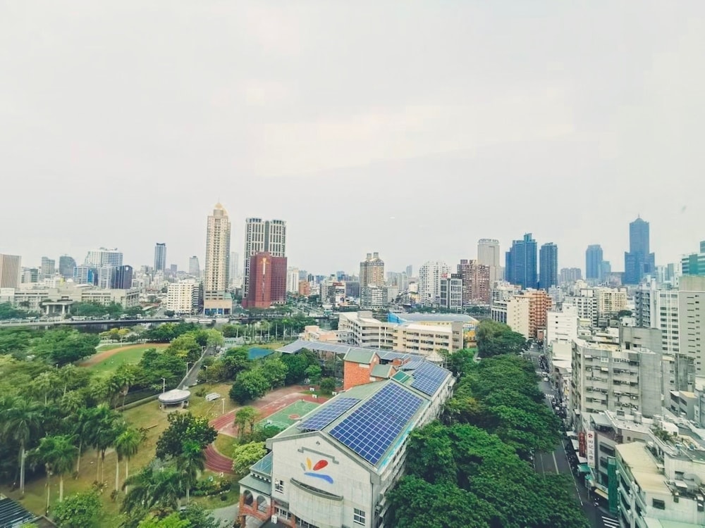 holiday inn express kaohsiung love river by ihg