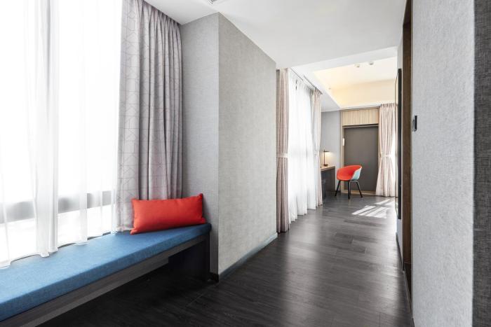 holiday inn express kaohsiung love river by ihg
