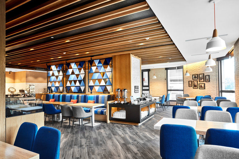 holiday inn express kaohsiung love river an ihg hotel
