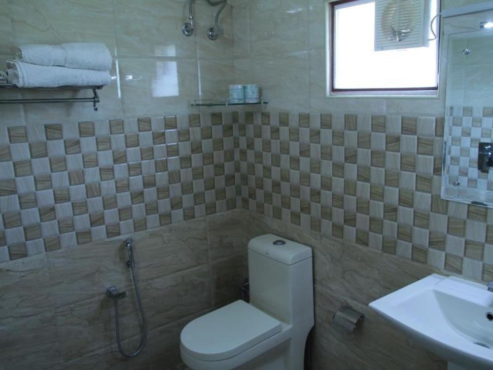 fort beach service apartment