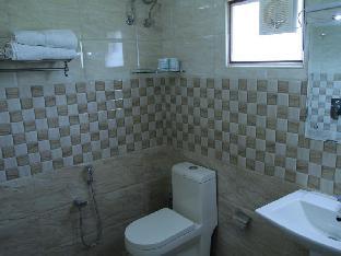 fort beach service apartment