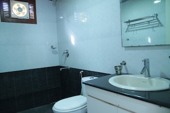 fort beach service apartment