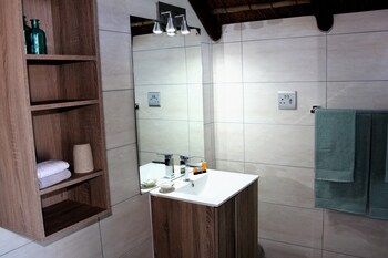 cloverleigh guest house adults only