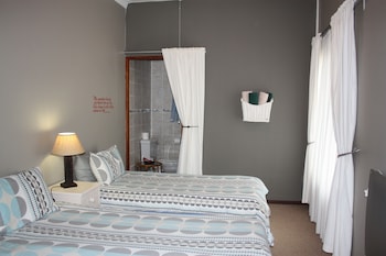 Cloverleigh Guest House (Adults Only),George>>Garden Route,3 star