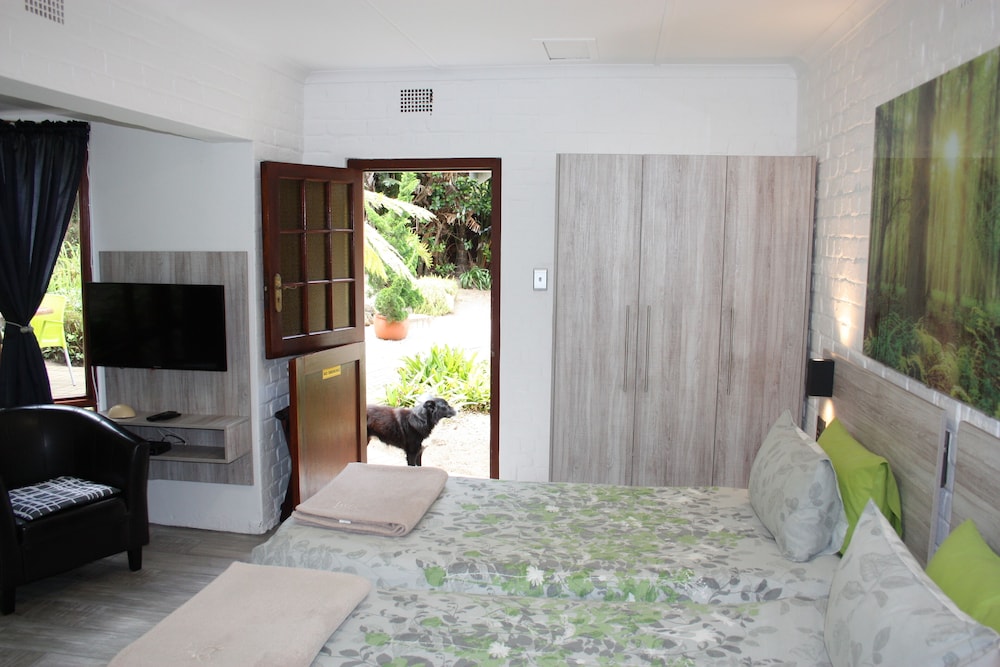 cloverleigh guest house adults only