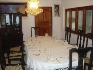 Hotel Margaret Villa,Near Embekke Temple,3 star