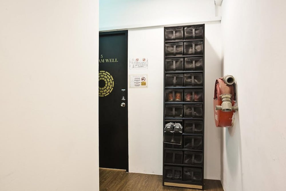 7 wonders boutique capsule