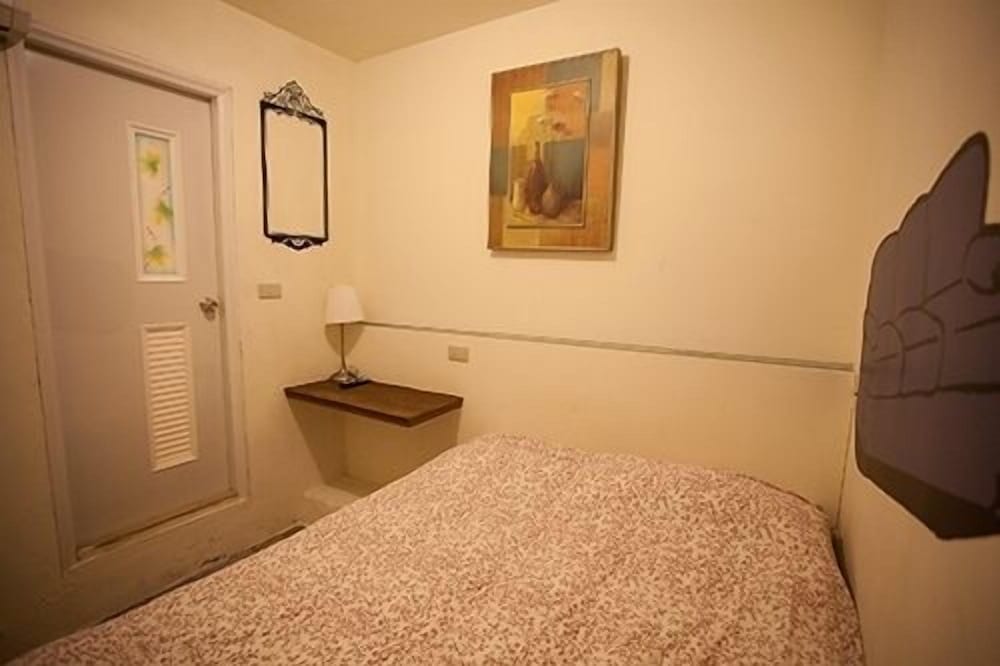 may rooms taipei nangang station