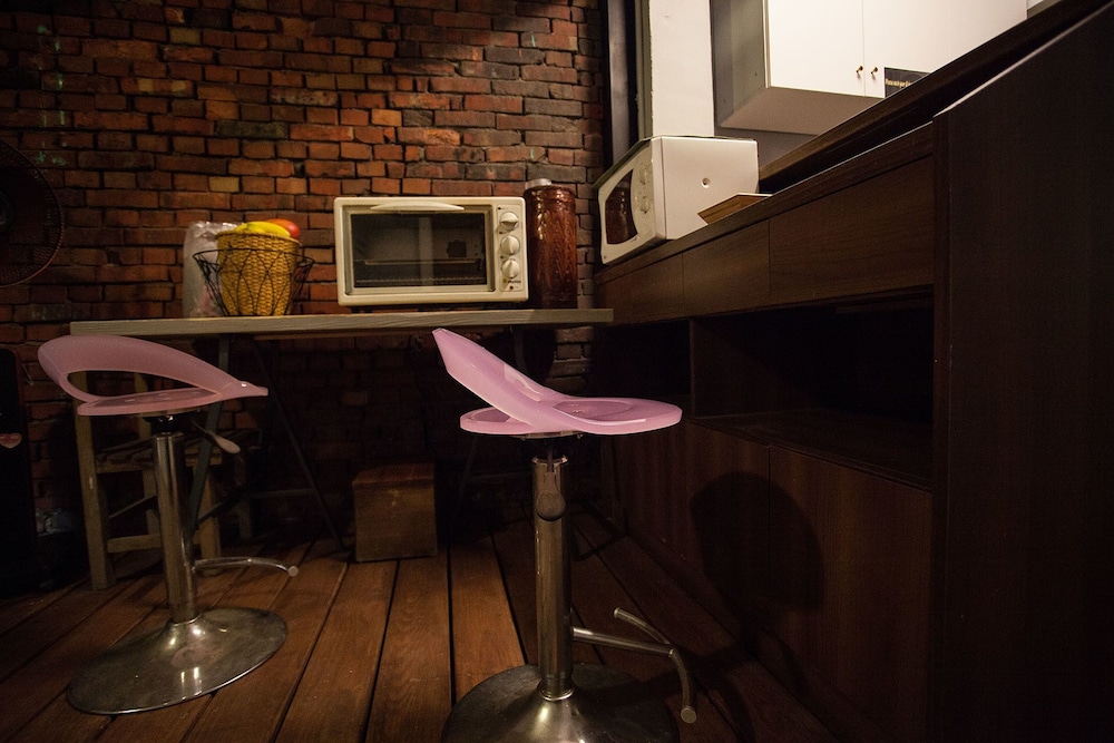 may rooms taipei nangang station