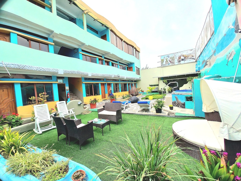 galapagos eco friendly