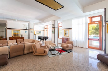 hotel mediterraneo