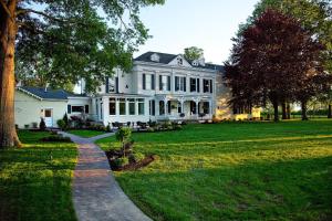 Riverside Inn Bed And Breakfast,Cincinnati>>Carrollton,3 star