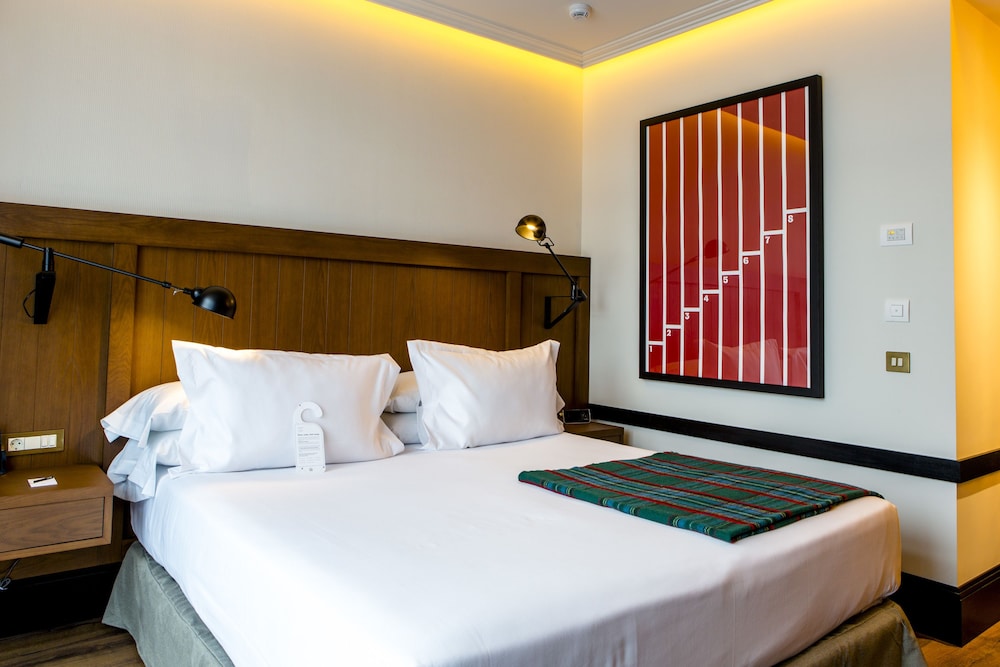 Only You Hotel Atocha,Retiro>>Madrid,4 star
