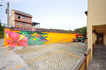 red garden resort