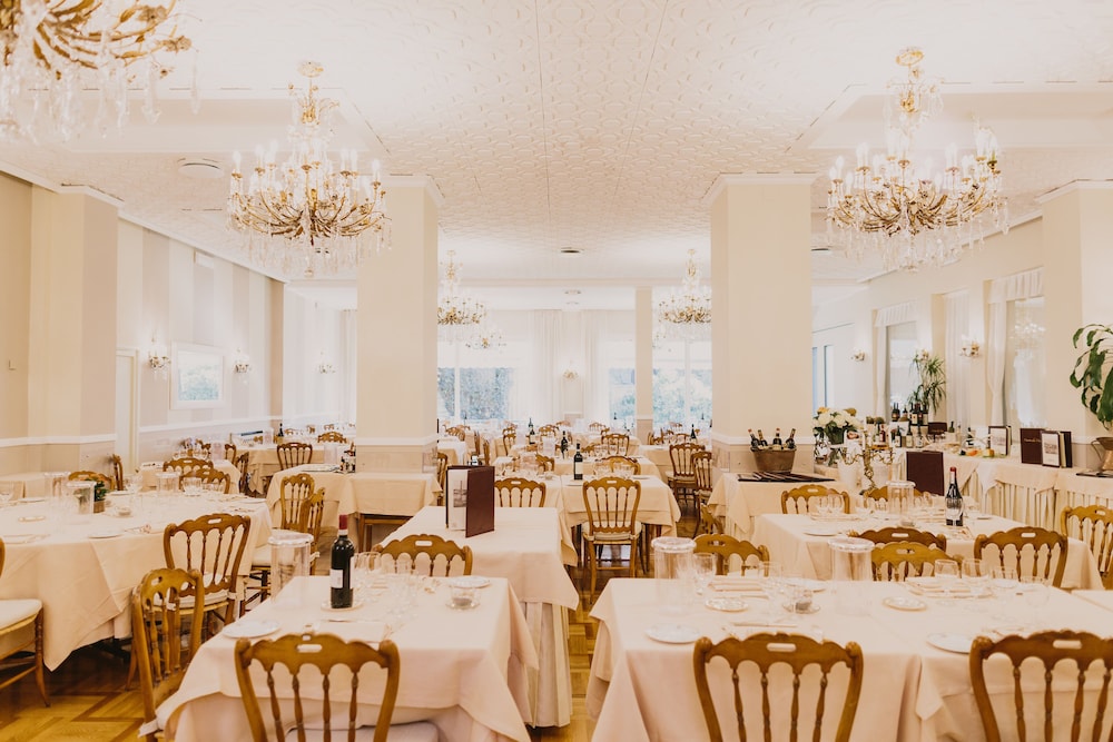 hotel metropole
