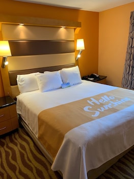 days inn and suites by wyndham albany