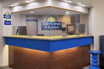 Days Inn & Suites By Wyndham Albany,Albany County>>Albany,2 star