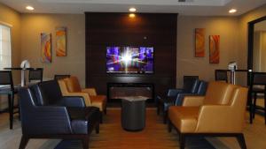 mainstay suites midland