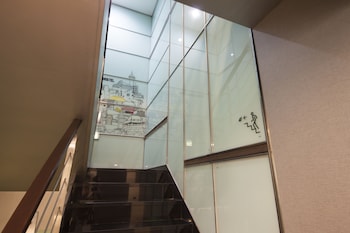 oyo hostel myeongdong 1