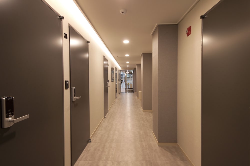 oyo hostel myeongdong 1