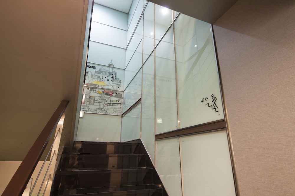 oyo hostel myeongdong 1