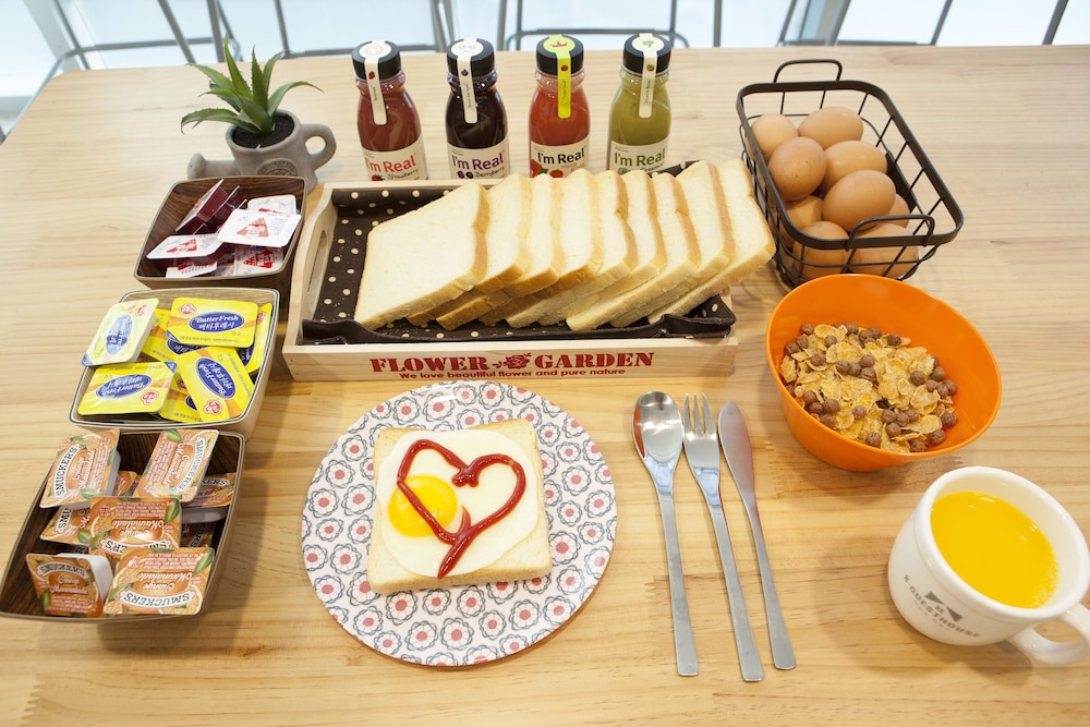 oyo hostel myeongdong 1