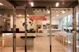 Oyo Hostel Myeongdong 1,3F, 21-7 Myeongdong 8-Gil, Jung-Gu,2 star