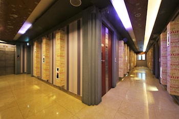 sense motel