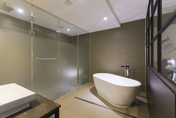 sr design hotel