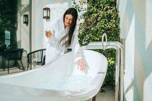 65 hotel rothschild tel aviv an atlas boutique hotel