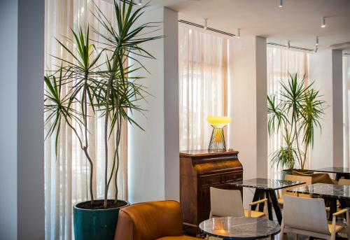 65 hotel rothschild tel aviv an atlas boutique hotel