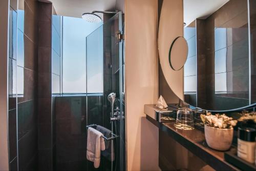 65 hotel rothschild tel aviv an atlas boutique hotel