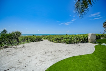 casey key resorts beachfront