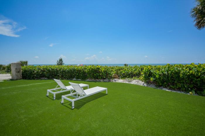 casey key resorts beachfront
