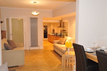 chester apartments