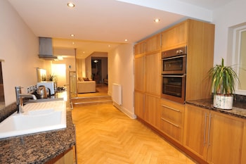chester apartments